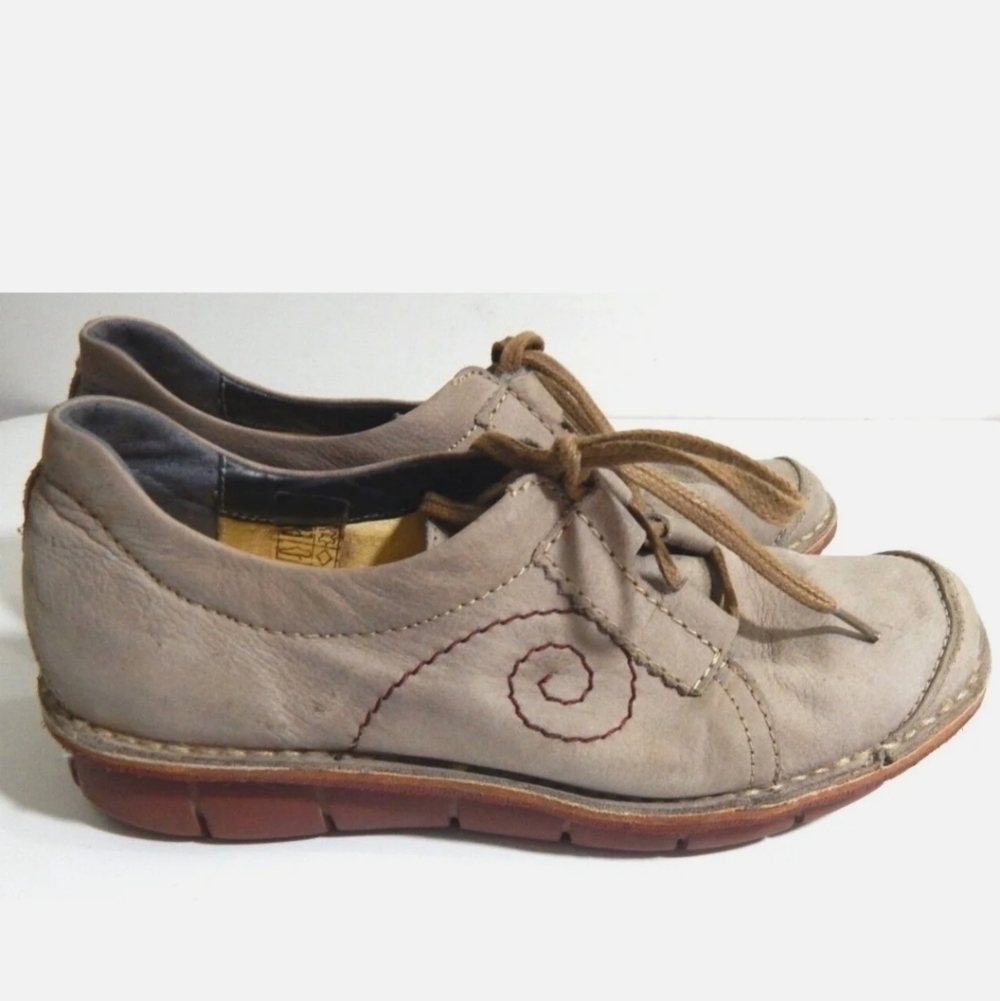 Wolky Beige Leather Sneakers